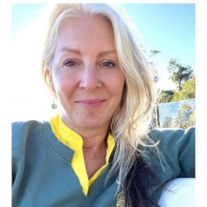 Debra Avery