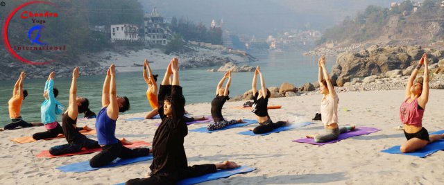 Chandra Yoga International School