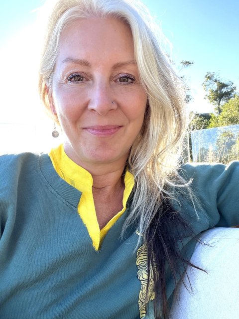 Debra Avery