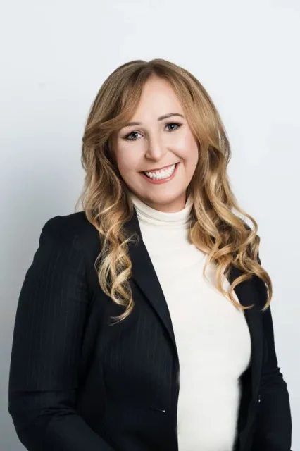 Elizabeth Laabs