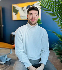 Dr. Zach Amato
